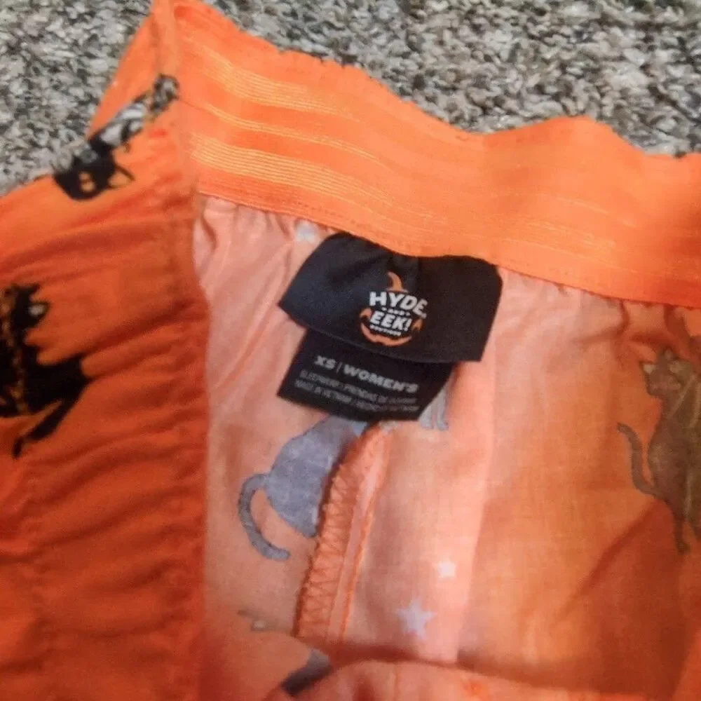 Hyde & EEK Black Cat Sleep Shorts Women XS Halloween Spooky Gothic Orange Cotton - Picture 2 of 4